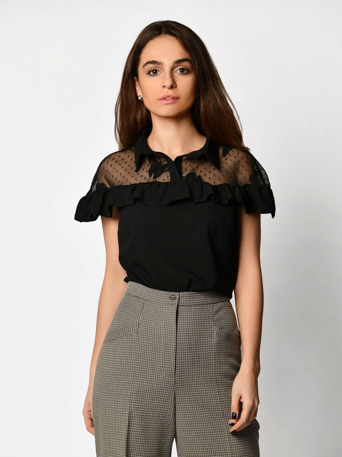 Блузки темных оттенков