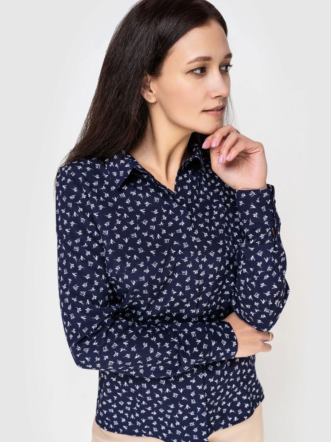 Блузки темных оттенков